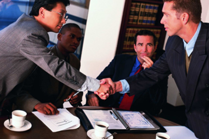 面对借款方拖欠还款,如何应对?